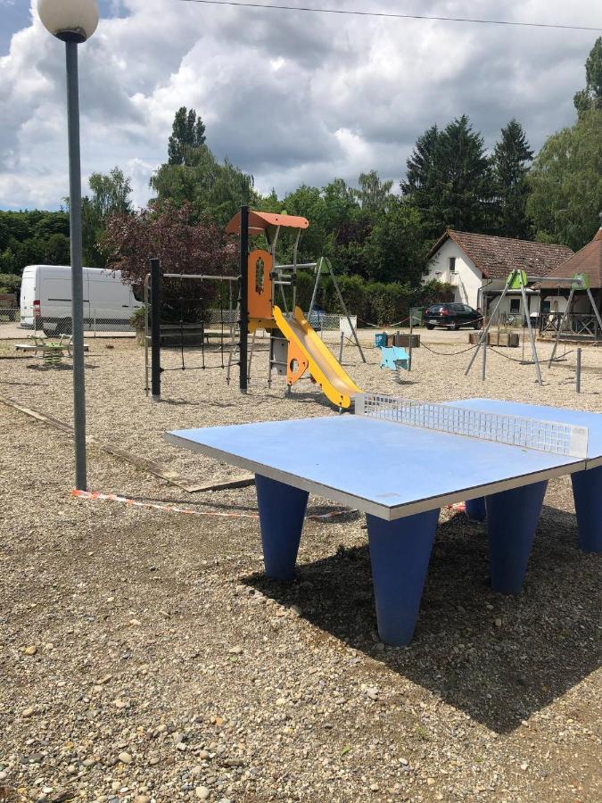 Campsite Chez Nathalie Mobil Chauffe Et Climatise Boofzheim